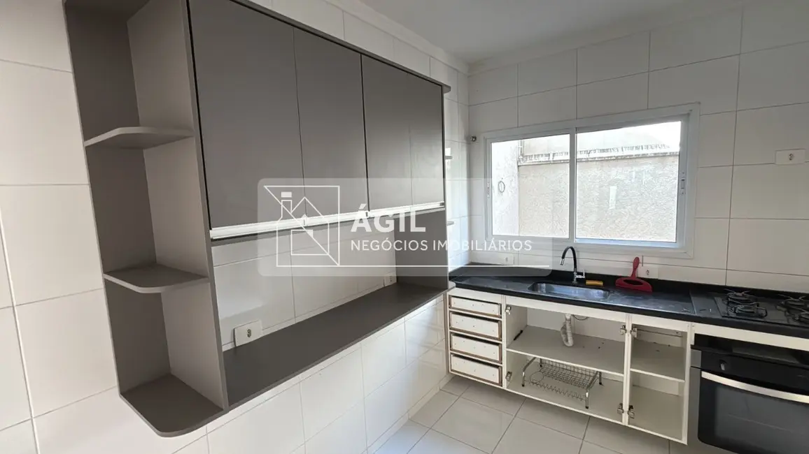 Casa de Condomínio com 3 quartos à venda, 99m2 em Jardim Santa Maria, Jacarei - SP - imagem 3 Foto 3 de Casa de Condomínio com 3 quartos à venda, 99m2 em Jardim Santa Maria, Jacarei - SP