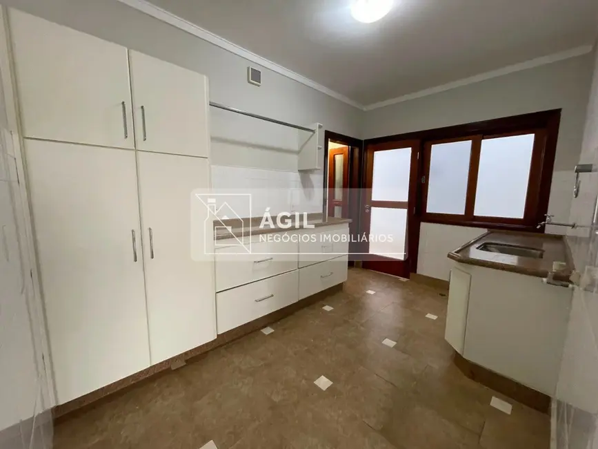 Foto 5 de Casa de Condomínio com 4 quartos para alugar, 269m2 em Sao Jose Dos Campos - SP