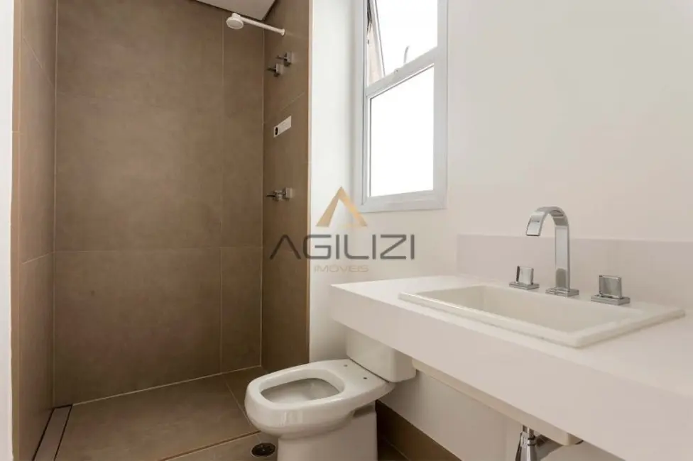 Foto 9 de Apartamento com 4 quartos à venda, 330m2 em Itaim Bibi, São Paulo - SP