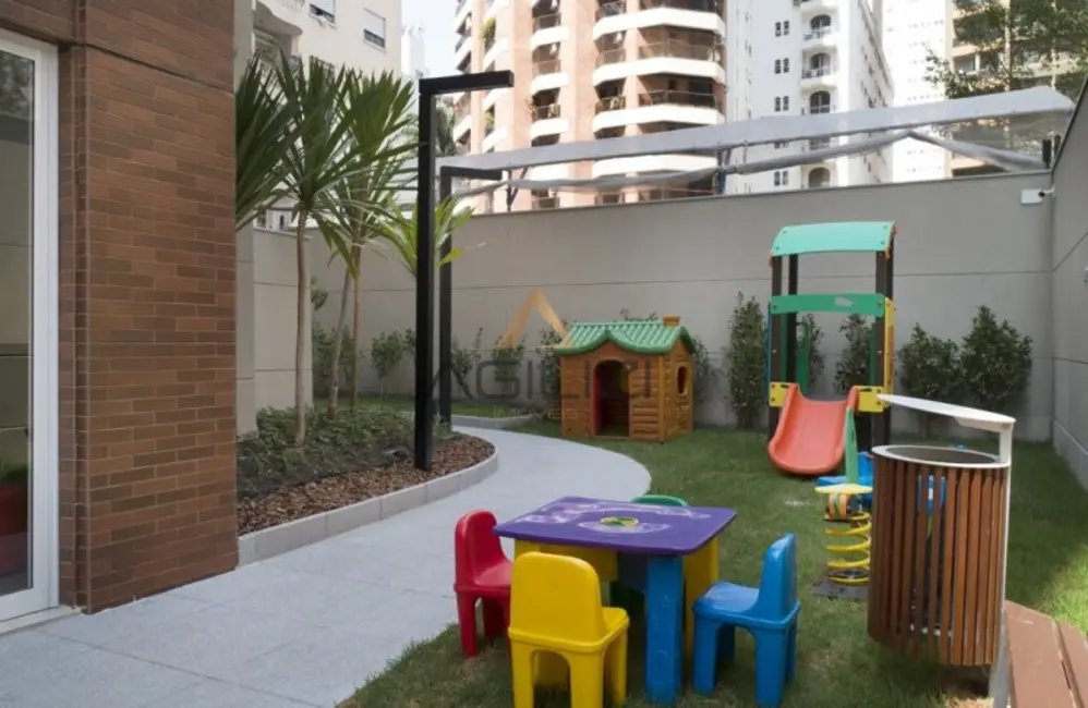 Foto 2 de Apartamento com 4 quartos à venda, 330m2 em Itaim Bibi, São Paulo - SP