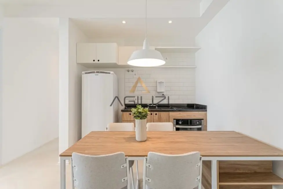 Foto 3 de Apartamento com 2 quartos para alugar, 59m2 em Vila Madalena, São Paulo - SP