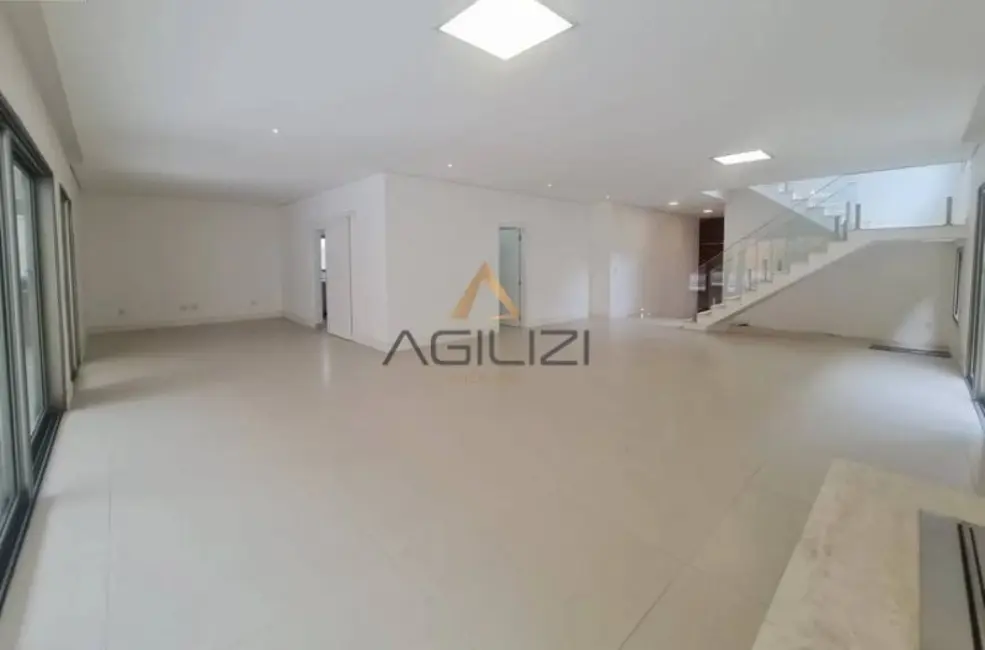 Foto 2 de Casa com 4 quartos à venda, 520m2 em Alphaville Residencial Um, Barueri - SP