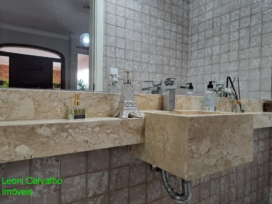 Foto 9 de Casa com 4 quartos para alugar, 358m2 em Parque Taquaral, Campinas - SP