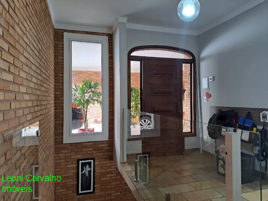 Foto 1 de Casa com 4 quartos para alugar, 358m2 em Parque Taquaral, Campinas - SP