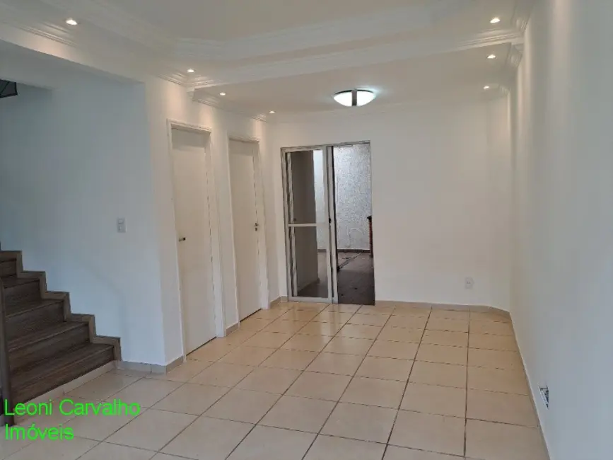 Casa de Condomínio com 3 quartos à venda, 87m2 em Parque Rural Fazenda Santa Cândida, Campinas - SP - imagem 3 Foto 3 de Casa de Condomínio com 3 quartos à venda, 87m2 em Parque Rural Fazenda Santa Cândida, Campinas - SP