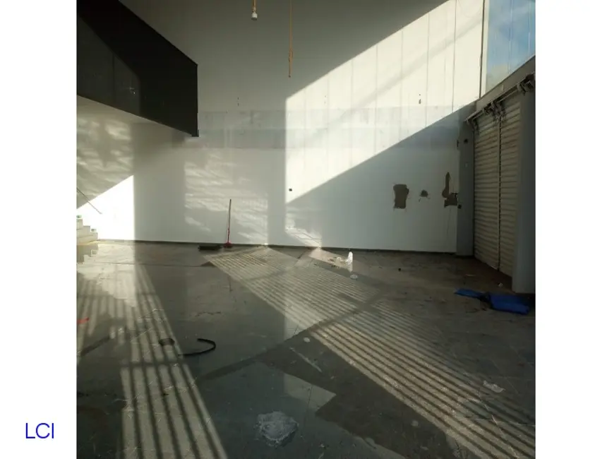 Armazém / Galpão para alugar, 712m2 em Jardim Flamboyant, Campinas - SP - imagem 4 Foto 4 de Armazém / Galpão para alugar, 712m2 em Jardim Flamboyant, Campinas - SP