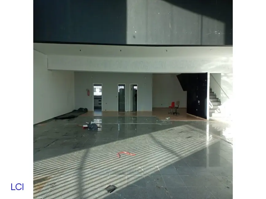 Armazém / Galpão para alugar, 712m2 em Jardim Flamboyant, Campinas - SP - imagem 3 Foto 3 de Armazém / Galpão para alugar, 712m2 em Jardim Flamboyant, Campinas - SP