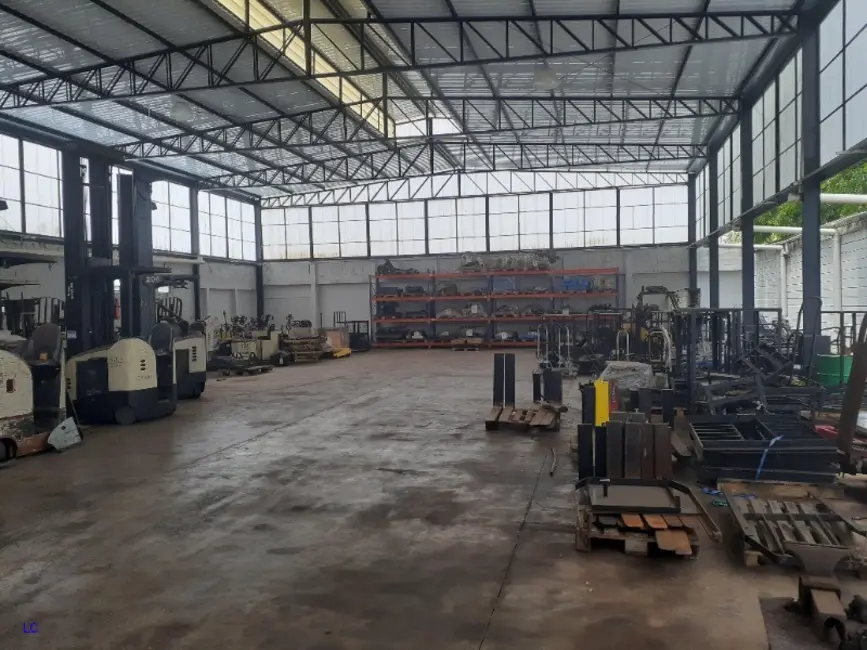 Armazém / Galpão à venda, 695m2 em Parque Rural Fazenda Santa Cândida, Campinas - SP - imagem 5 Foto 5 de Armazém / Galpão à venda, 695m2 em Parque Rural Fazenda Santa Cândida, Campinas - SP