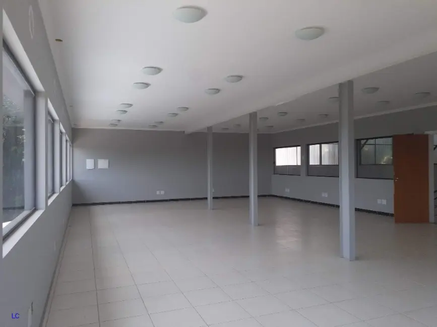 Armazém / Galpão à venda, 2000m2 em Parque Rural Fazenda Santa Cândida, Campinas - SP - imagem 5 Foto 5 de Armazém / Galpão à venda, 2000m2 em Parque Rural Fazenda Santa Cândida, Campinas - SP