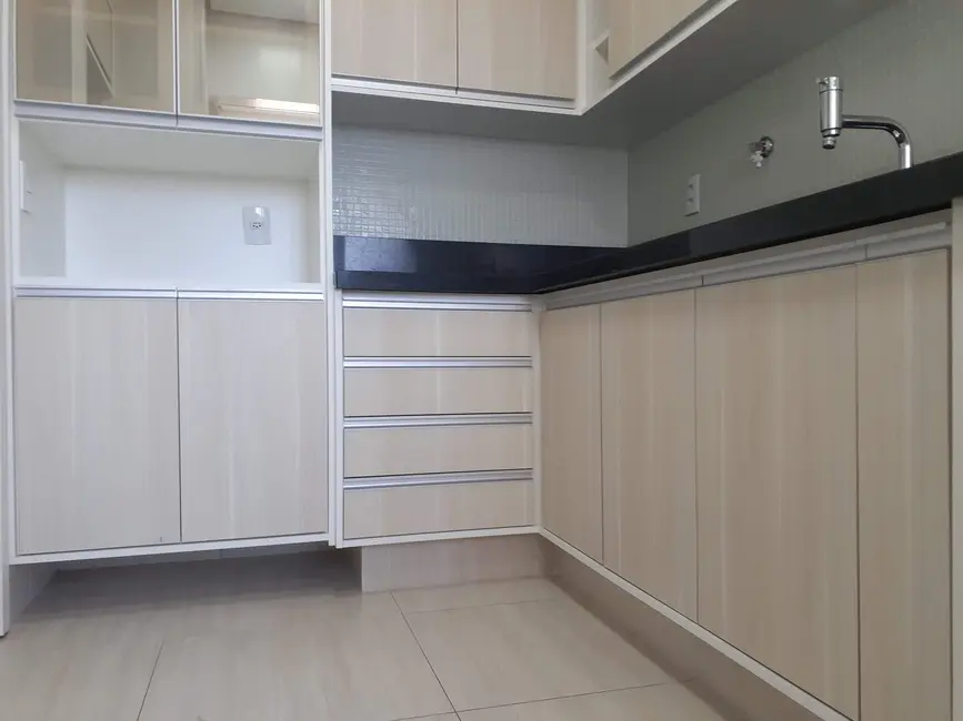 Apartamento com 3 quartos à venda, 97m2 em Vila Itapura, Campinas - SP - imagem 7 Foto 7 de Apartamento com 3 quartos à venda, 97m2 em Vila Itapura, Campinas - SP