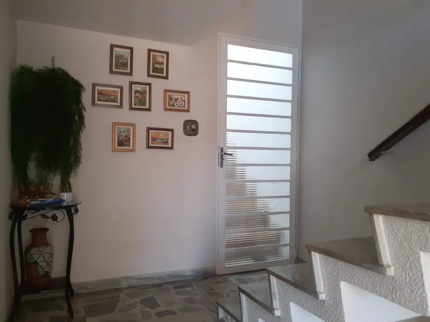 Casa com 3 quartos à venda, 236m2 em Jardim Nossa Senhora Auxiliadora, Campinas - SP - imagem 6 Foto 6 de Casa com 3 quartos à venda, 236m2 em Jardim Nossa Senhora Auxiliadora, Campinas - SP