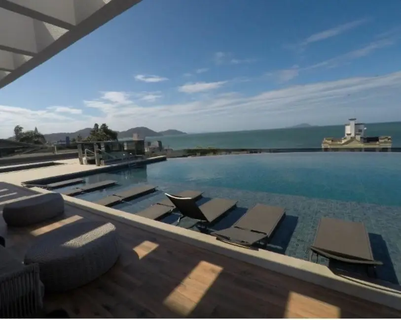 Apartamento com 2 quartos à venda, 75m2 em Florianopolis - SC - imagem 1 Foto 1 de Apartamento com 2 quartos à venda, 75m2 em Florianopolis - SC
