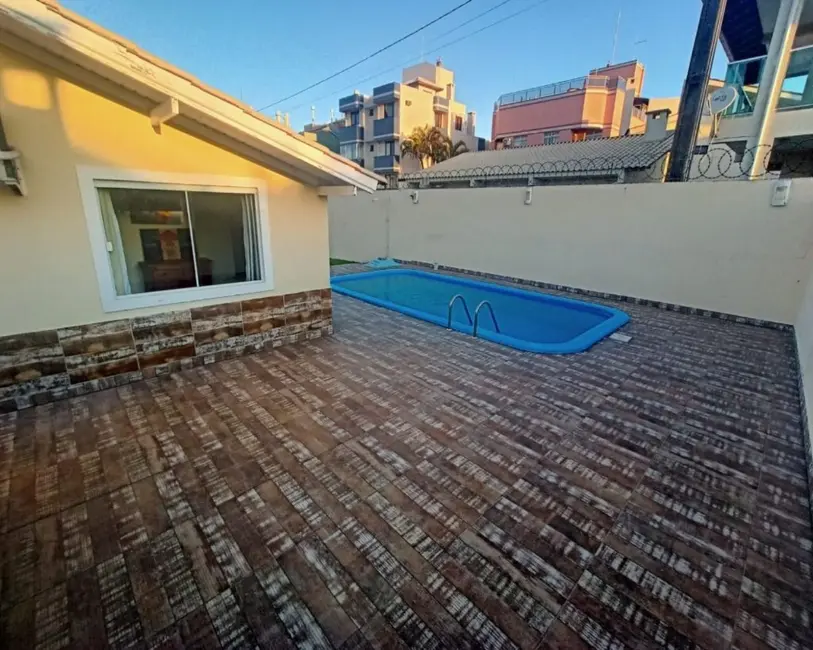 Foto 3 de Casa de Condomínio com 4 quartos à venda, 200m2 em Ingleses do Rio Vermelho, Florianopolis - SC