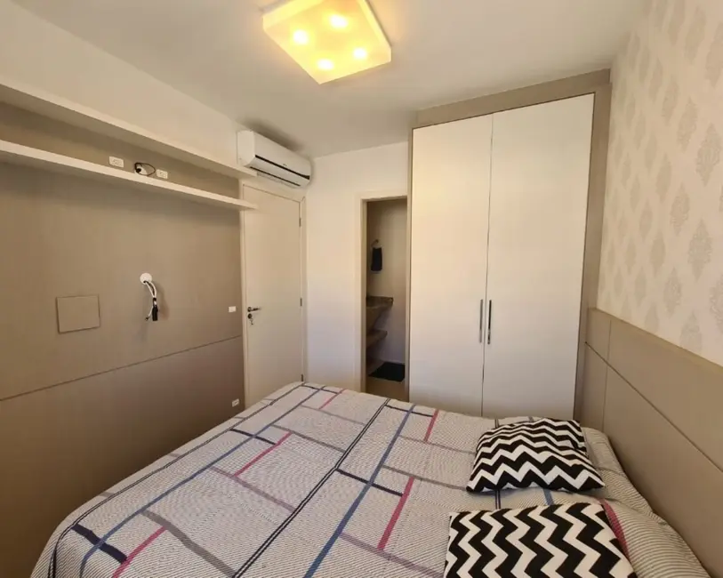 Apartamento com 3 quartos à venda, 182m2 em Florianopolis - SC - imagem 2 Foto 2 de Apartamento com 3 quartos à venda, 182m2 em Florianopolis - SC