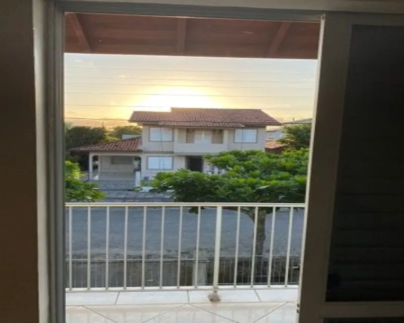 Foto 8 de Casa com 5 quartos à venda, 200m2 em Daniela, Florianopolis - SC