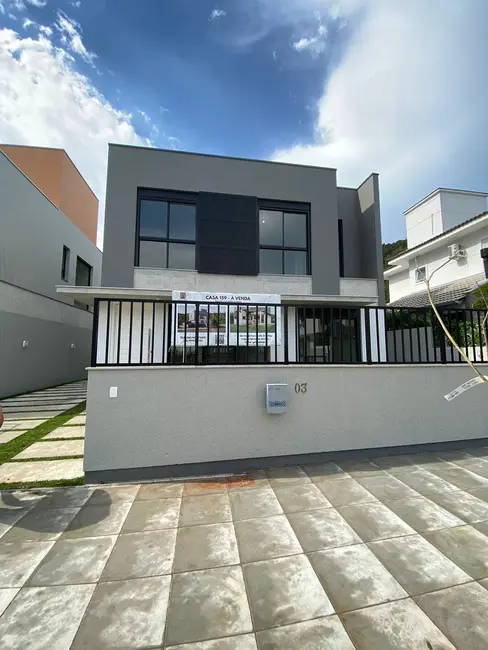 Foto 1 de Casa de Condomínio com 4 quartos à venda, 160m2 em Cachoeira do Bom Jesus, Florianopolis - SC