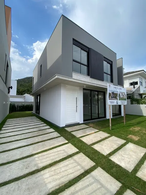 Foto 2 de Casa de Condomínio com 4 quartos à venda, 160m2 em Cachoeira do Bom Jesus, Florianopolis - SC