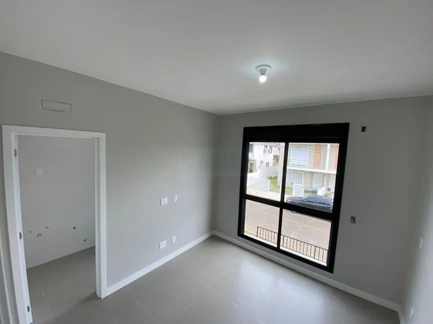 Foto 9 de Casa de Condomínio com 4 quartos à venda, 160m2 em Cachoeira do Bom Jesus, Florianopolis - SC