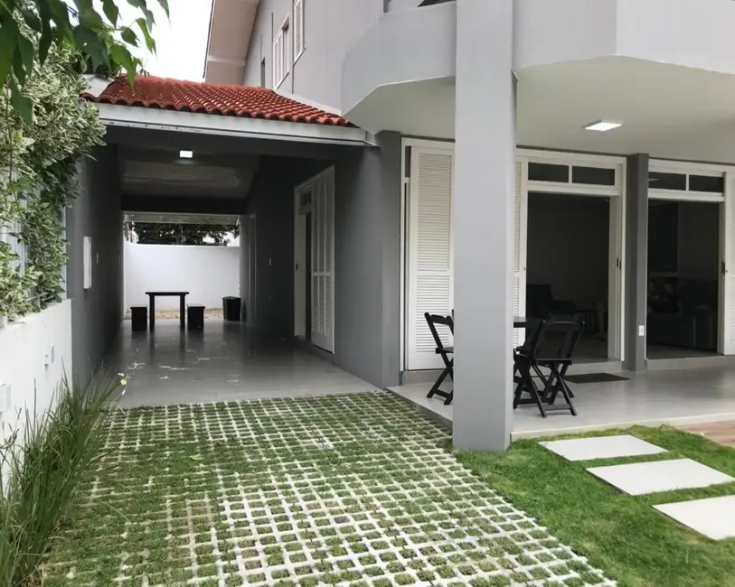Foto 2 de Casa com 4 quartos à venda, 209m2 em Canasvieiras, Florianopolis - SC