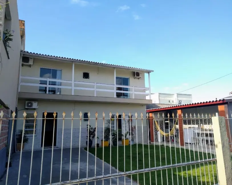 Foto 1 de Casa com 2 quartos à venda, 100m2 em Ingleses do Rio Vermelho, Florianopolis - SC