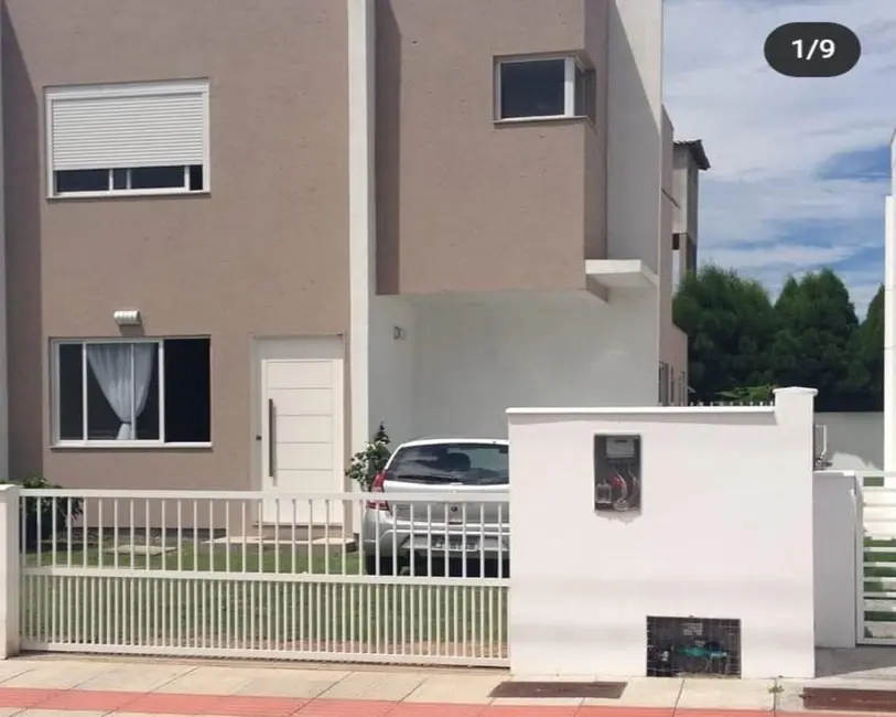 Foto 2 de Casa de Condomínio com 3 quartos à venda, 147m2 em São João do Rio Vermelho, Florianopolis - SC