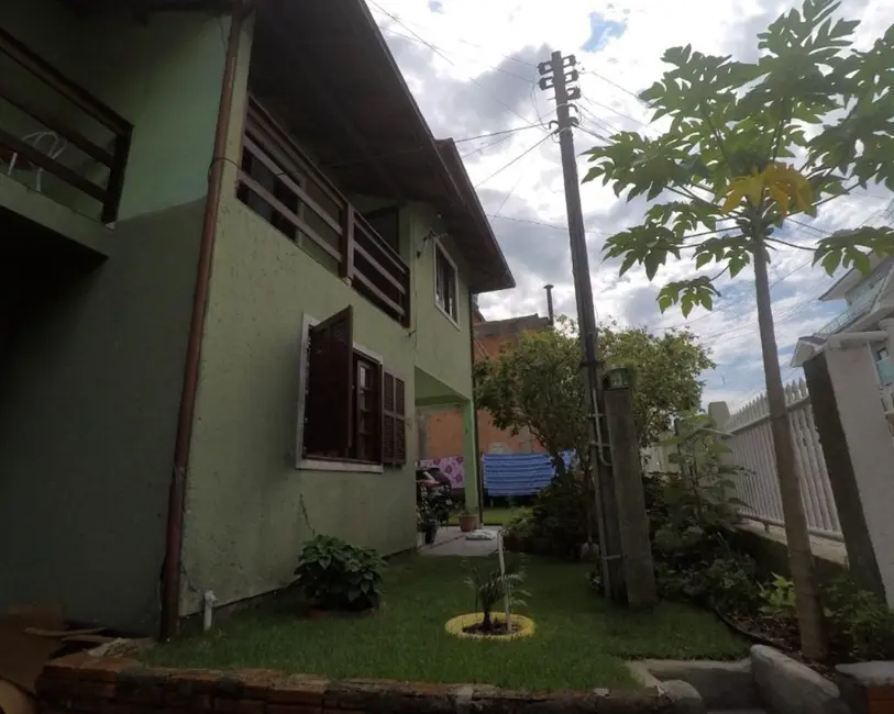 Foto 1 de Casa com 8 quartos à venda, 264m2 em Ingleses do Rio Vermelho, Florianopolis - SC