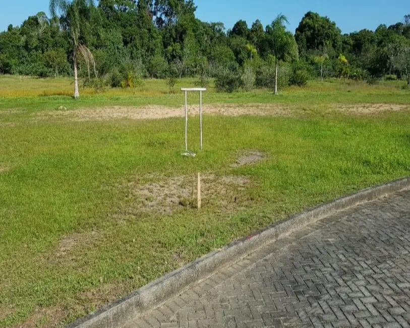 Foto 2 de Terreno / Lote à venda, 948m2 em Canasvieiras, Florianopolis - SC