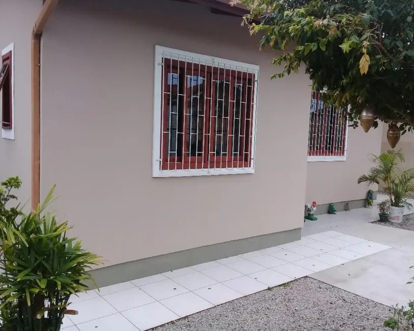 Foto 1 de Casa com 3 quartos à venda, 120m2 em Ingleses do Rio Vermelho, Florianopolis - SC