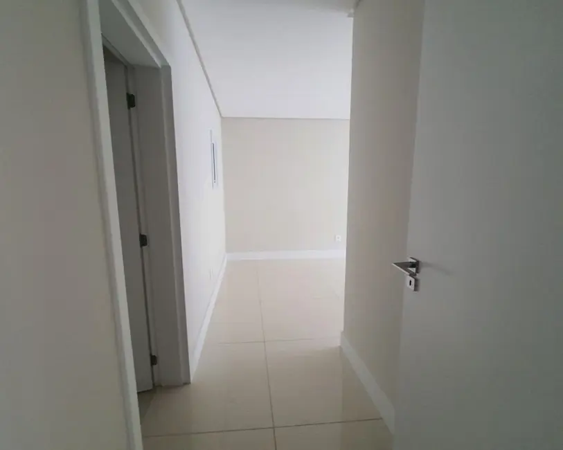 Apartamento com 6 quartos à venda, 325m2 em Jurerê Internacional, Florianopolis - SC - imagem 8 Foto 8 de Apartamento com 6 quartos à venda, 325m2 em Jurerê Internacional, Florianopolis - SC