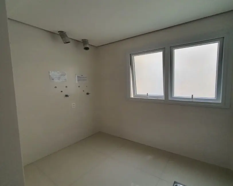 Apartamento com 5 quartos à venda, 302m2 em Florianopolis - SC - imagem 5 Foto 5 de Apartamento com 5 quartos à venda, 302m2 em Florianopolis - SC