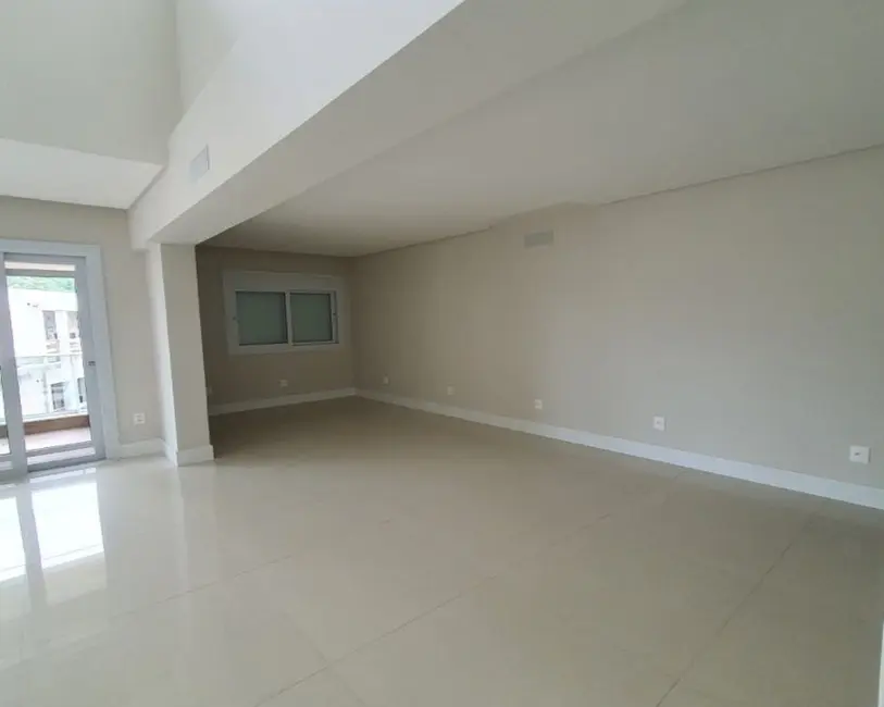 Apartamento com 5 quartos à venda, 302m2 em Florianopolis - SC - imagem 8 Foto 8 de Apartamento com 5 quartos à venda, 302m2 em Florianopolis - SC