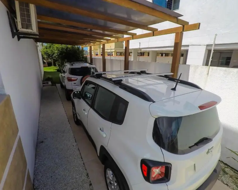 Casa com 3 quartos à venda, 570m2 em Ingleses do Rio Vermelho, Florianopolis - SC - imagem 7 Foto 7 de Casa com 3 quartos à venda, 570m2 em Ingleses do Rio Vermelho, Florianopolis - SC