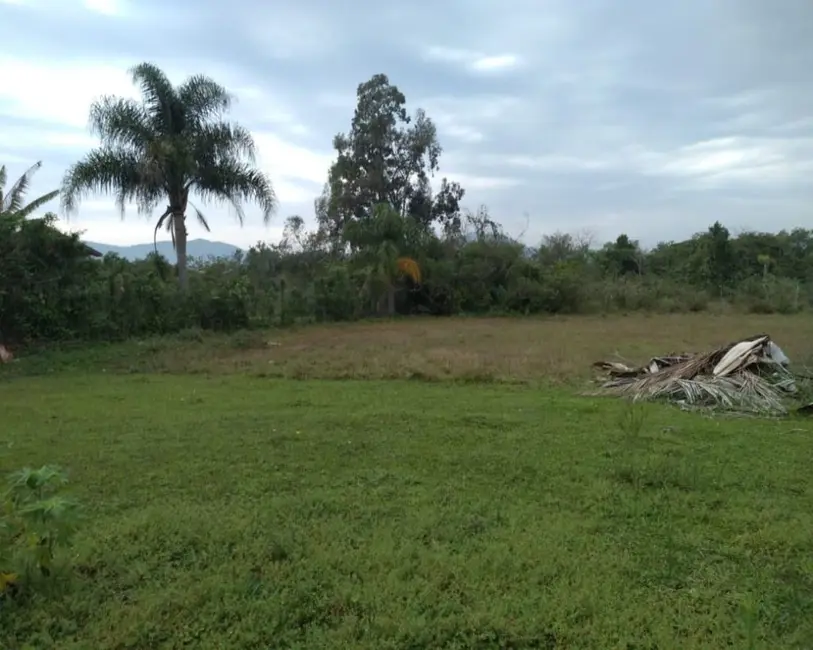 Foto 2 de Terreno / Lote à venda, 398m2 em Canasvieiras, Florianopolis - SC