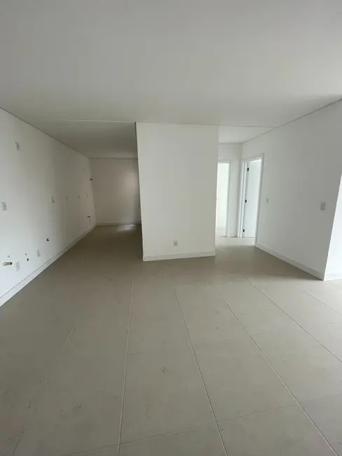 Apartamento com 2 quartos à venda, 79m2 em Ingleses do Rio Vermelho, Florianopolis - SC - imagem 3 Foto 3 de Apartamento com 2 quartos à venda, 79m2 em Ingleses do Rio Vermelho, Florianopolis - SC