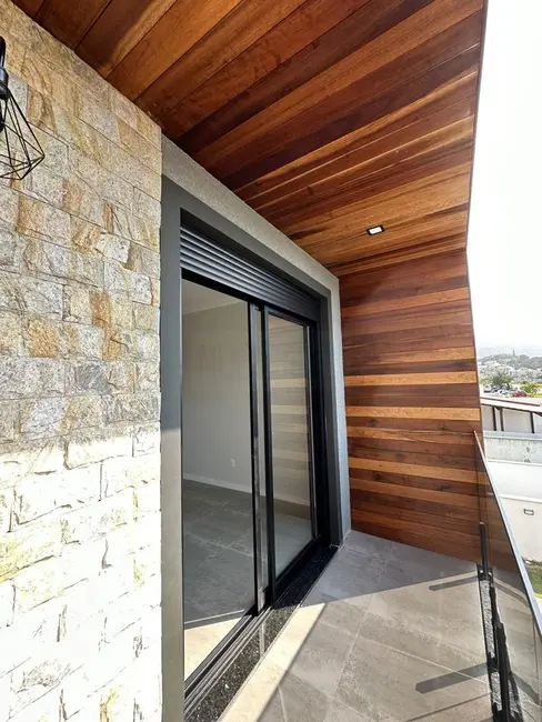 Foto 4 de Casa com 3 quartos à venda, 120m2 em Ingleses do Rio Vermelho, Florianopolis - SC