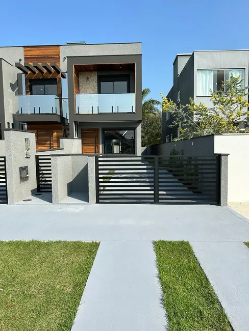 Foto 2 de Casa com 3 quartos à venda, 120m2 em Ingleses do Rio Vermelho, Florianopolis - SC