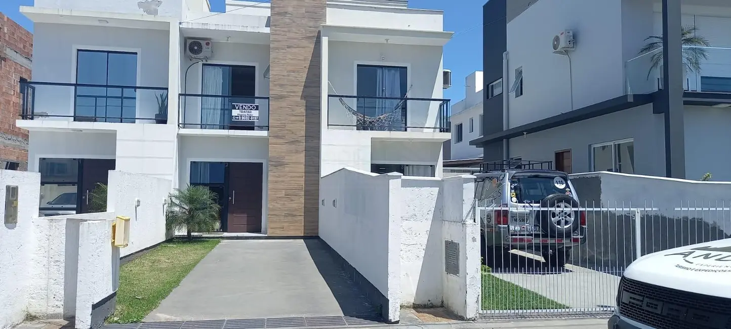 Foto 1 de Casa com 2 quartos à venda, 98m2 em São João do Rio Vermelho, Florianopolis - SC