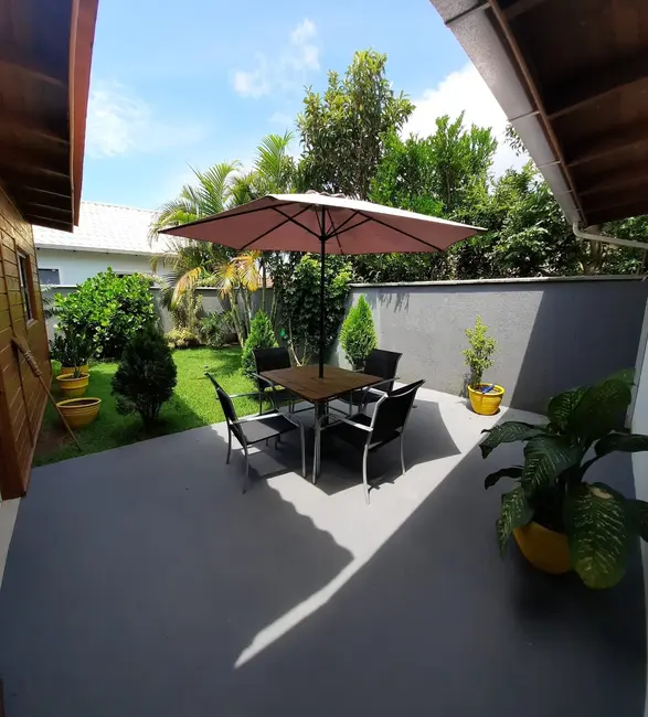Foto 9 de Casa com 4 quartos à venda, 132m2 em Ingleses do Rio Vermelho, Florianopolis - SC
