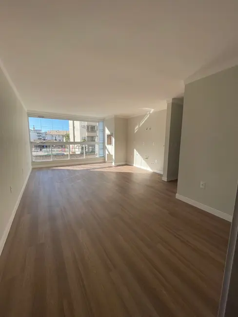 Foto 2 de Apartamento com 2 quartos à venda, 74m2 em Ingleses do Rio Vermelho, Florianopolis - SC