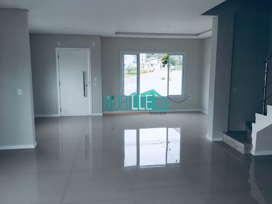 Foto 2 de Casa com 3 quartos à venda, 130m2 em Cachoeira do Bom Jesus, Florianopolis - SC