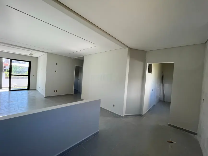Casa com 3 quartos à venda, 103m2 em Ingleses do Rio Vermelho, Florianopolis - SC - imagem 4 Foto 4 de Casa com 3 quartos à venda, 103m2 em Ingleses do Rio Vermelho, Florianopolis - SC