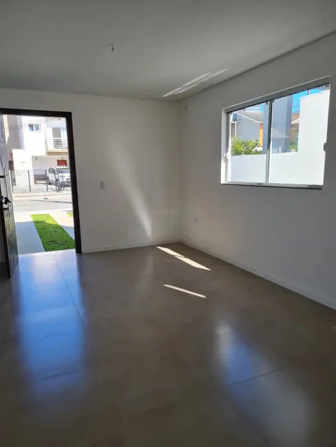 Foto 3 de Casa com 3 quartos à venda, 129m2 em Cachoeira do Bom Jesus, Florianopolis - SC