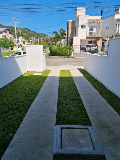 Foto 2 de Casa com 3 quartos à venda, 129m2 em Cachoeira do Bom Jesus, Florianopolis - SC