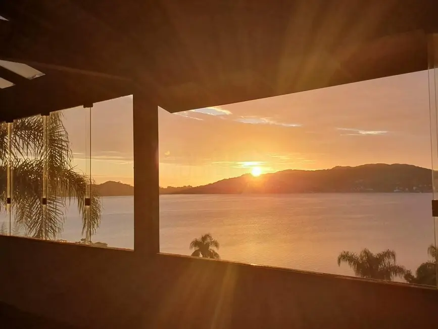 Foto 7 de Casa com 3 quartos à venda, 225m2 em Lagoa da Conceição, Florianopolis - SC
