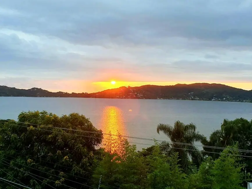 Foto 8 de Casa com 3 quartos à venda, 225m2 em Lagoa da Conceição, Florianopolis - SC