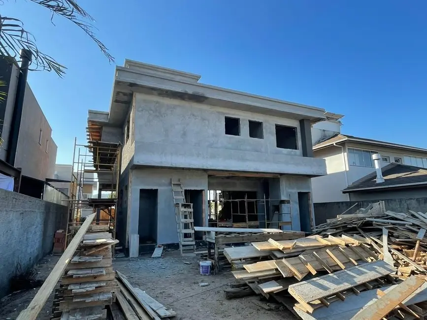 Foto 4 de Casa de Condomínio com 3 quartos à venda, 200m2 em São João do Rio Vermelho, Florianopolis - SC