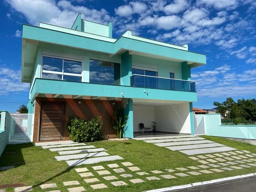 Foto 2 de Casa de Condomínio com 4 quartos à venda, 300m2 em São João do Rio Vermelho, Florianopolis - SC