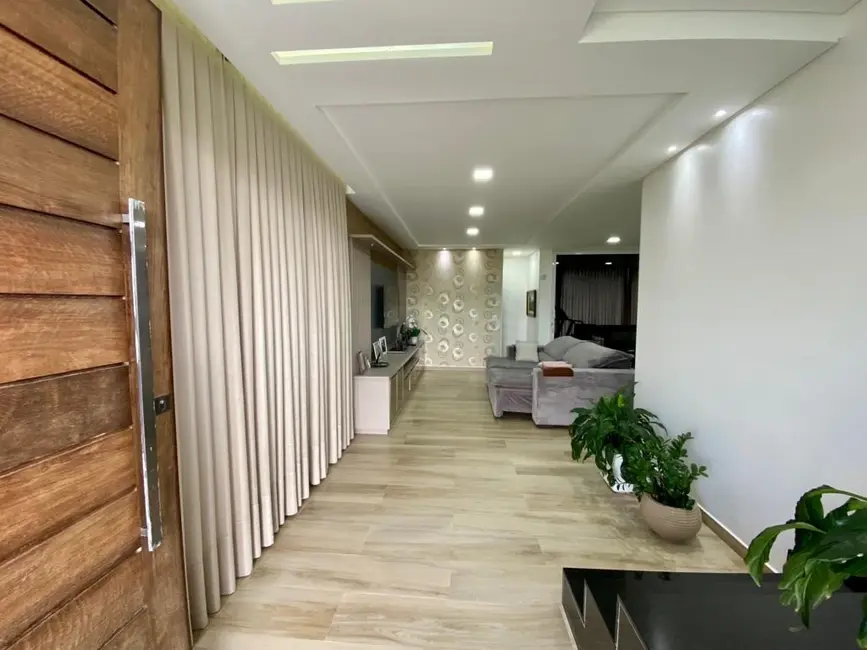 Foto 6 de Casa de Condomínio com 4 quartos à venda, 300m2 em São João do Rio Vermelho, Florianopolis - SC