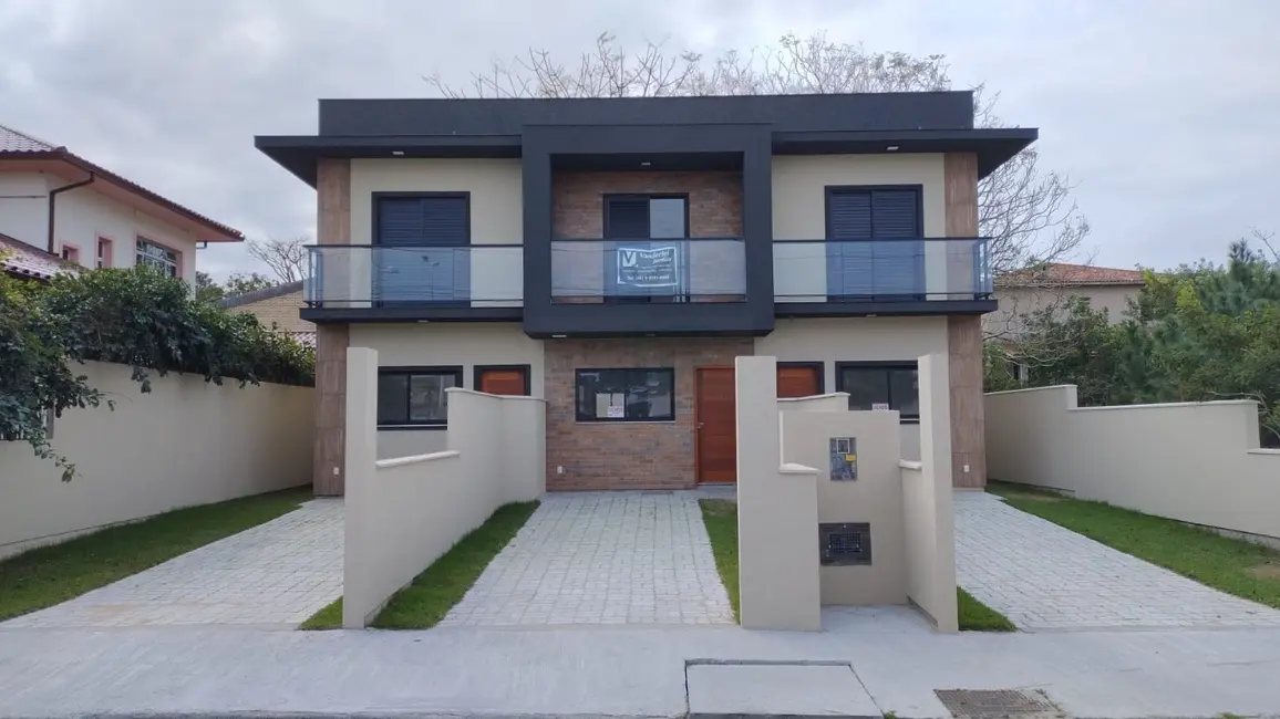 Foto 1 de Casa com 2 quartos à venda, 83m2 em São João do Rio Vermelho, Florianopolis - SC