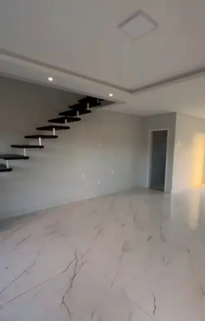 Foto 3 de Casa com 2 quartos à venda, 175m2 em Ingleses do Rio Vermelho, Florianopolis - SC